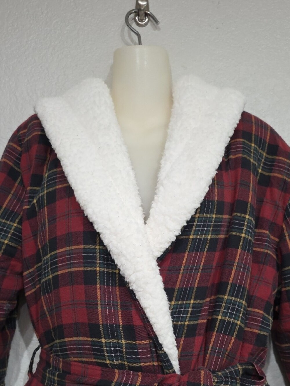 Pottery Barn Teen Harry Potter Red Black Tartan Flannel Sherpa Loungewear Robe - Picture 2 of 13